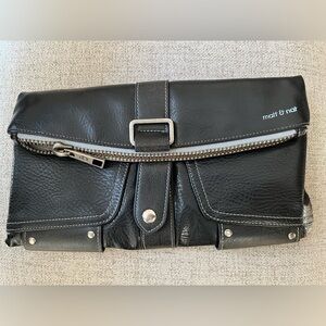 Matt & Mat Clutch